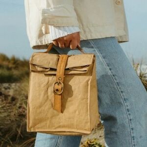 Elegant Tan Leather Lunch Bag